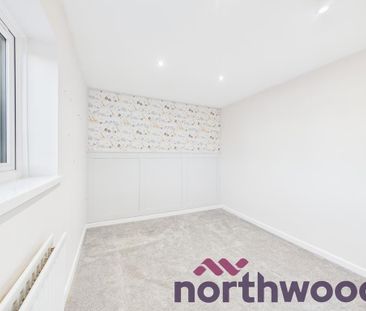 2 bedroom mews to rent - Photo 2