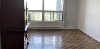 ** Lease transfer** Grand 3 1/2 Monkland, in-unit laundry, A/C - Photo 2