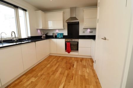 Room in a Shared Flat, Holystone Court, E14 - Photo 4