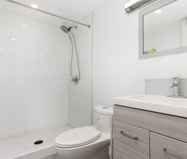 SW Marine Dr & Olympic St, Vancouver - Photo 3