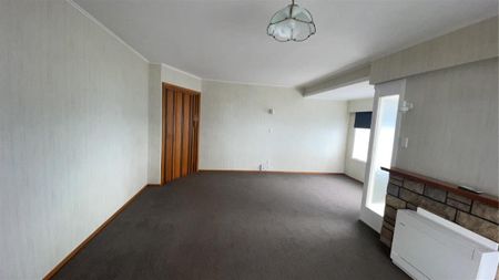 176 Ngamotu Road, Spotswood, New Plymouth - Photo 2