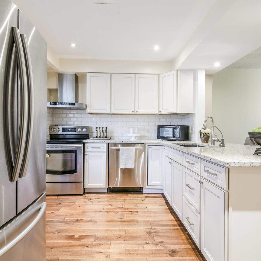 For Lease - 2407 Mainroyal Street Unit# Upper, Mississauga, Ontario - Photo 1