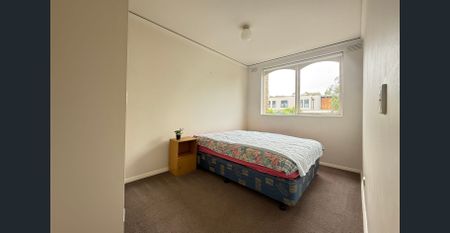 Partly furnished 2 Bedroom apartment - Photo 4