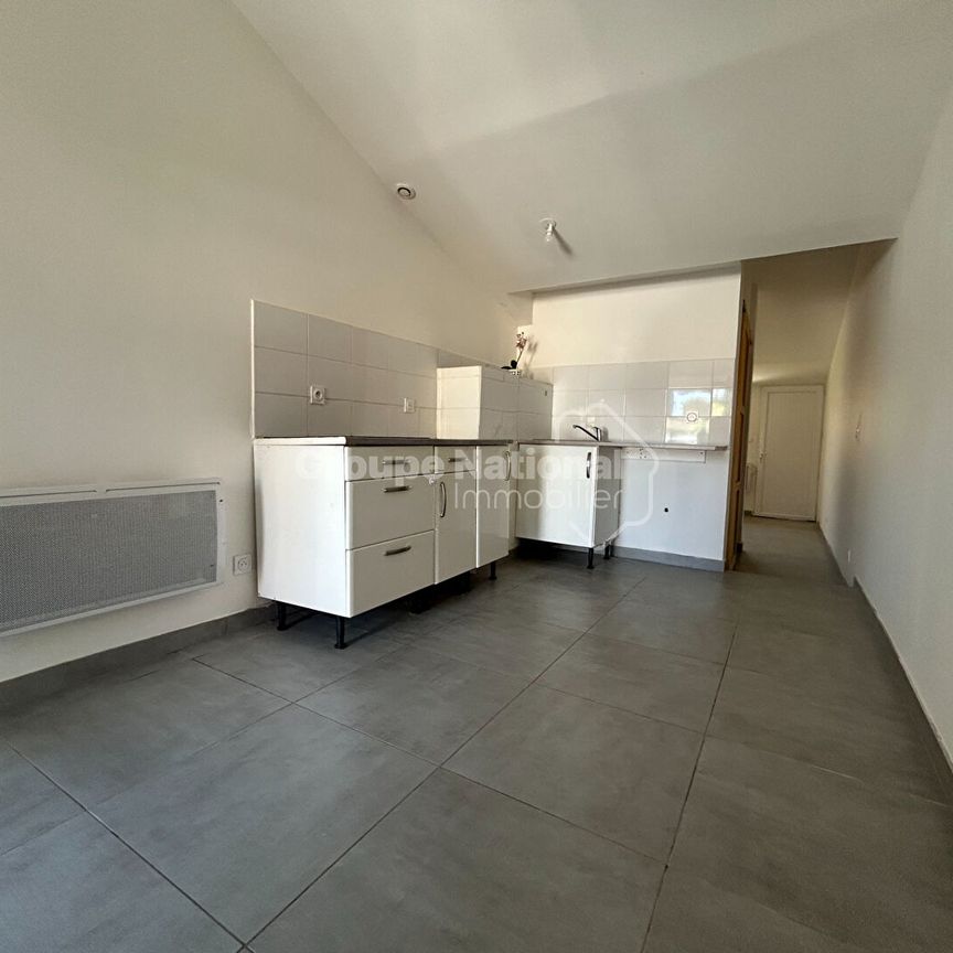 Studio bis de 25 m² avec cour privative, - Photo 1