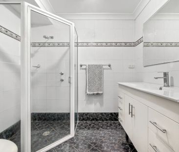 Spacious Family Home in Glen Alpine - Photo 1