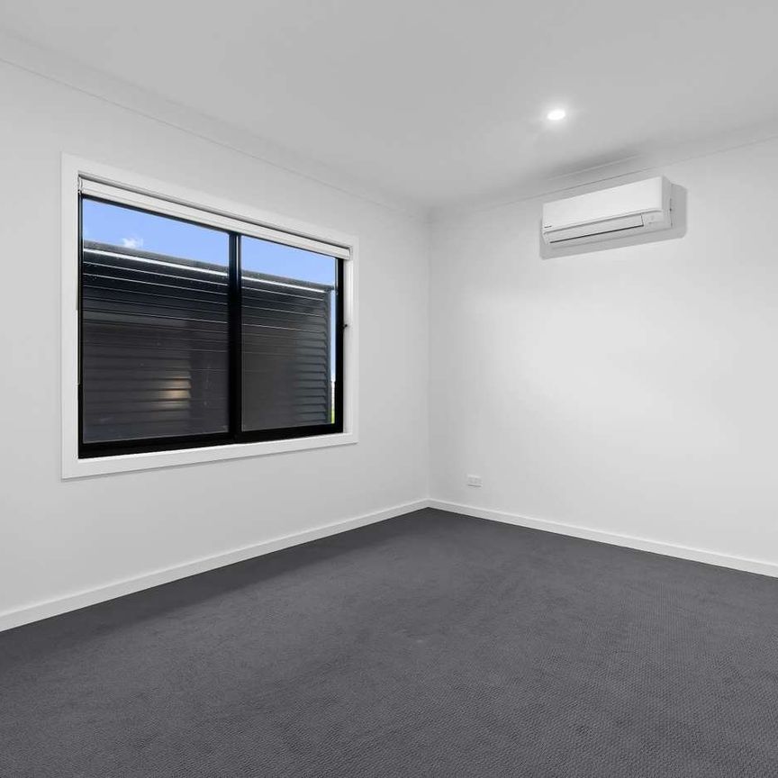 Modern Living - Photo 1