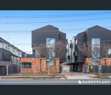 5/2-4 Elizabeth Street, Braybrook, Vic 3019 - Photo 2