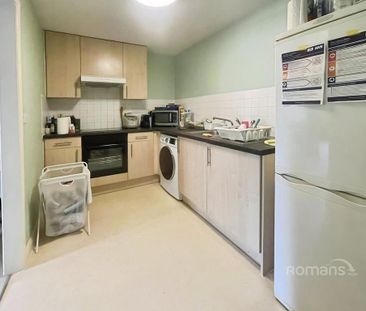 2 bedroom flat to rent - Photo 6