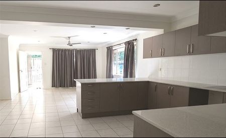 170 Brisbane Terrace, GOODNA - Photo 2