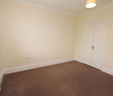4 bedroom bungalow to rent - Photo 1