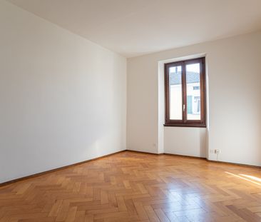 CHIASSO – LUMINOSO APPARTAMENTO PRIMO MESE GRATUITO - Foto 2