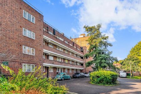 4 bedroom flat to rent - Photo 4