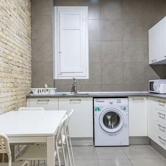 Carrer Almirall Cadarso, Valencia, Valencian Community 46005 - Photo 1