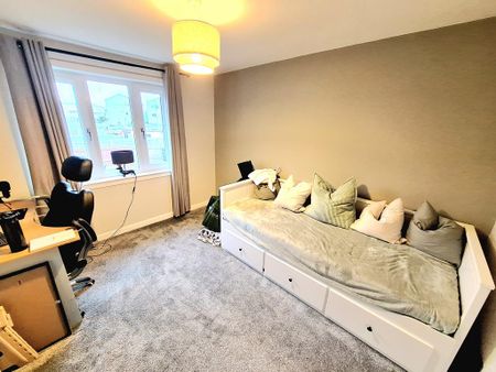 2 bedroom semi-detached house to rent - Photo 3