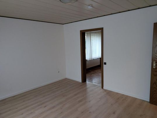 2 Zimmer EG- Wohnung mit Garten - Photo 1