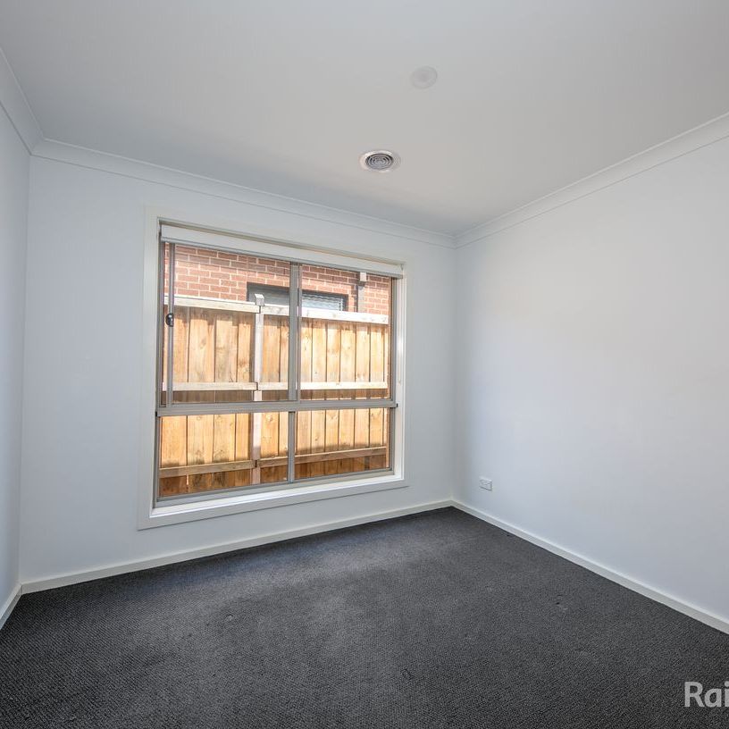 21 Rushmore Way, Bonnie Brook, VIC 3335 - Photo 1