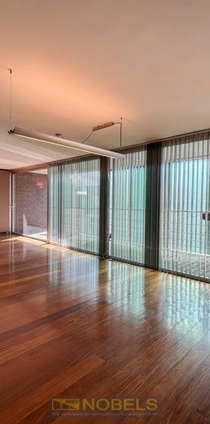Te huur, luxueus afgewerkt appartement, naast het Tacambaroplein in het hart van Oudenaarde - Photo 1