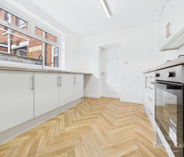 3 bedroom terraced house to rent - Photo 6