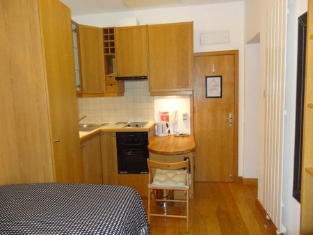Studio to rent - Photo 3
