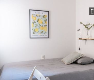 4 room luxury Apartment for rent in L'Hospitalet de Llobregat, Spain - Photo 3