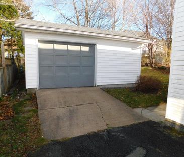 FOR RENT – 20 Feldspar Crescent, Halifax, Nova Scotia - Photo 1
