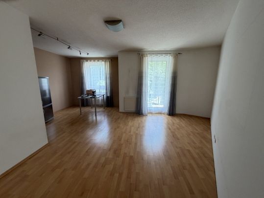 2 Zimmerwohnung im Helenental mit Balkon, 1. Stock mit Lift und Parkplatz inklusive - Photo 1