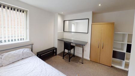 3 bedroom terraced house to rent - Photo 5