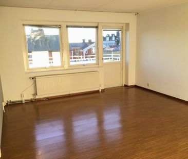 1½:a med stor balkong - Photo 1