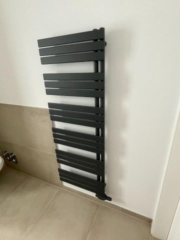 TOP 45 qm, 2-Zi-Wohnung mit High-Class Küche u. Luxusbad, KERNSANIERT, SmartHome, Fußbodenheizung - Photo 3