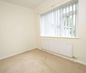 Farlea Drive, Eccleshill, BD2 - Photo 3