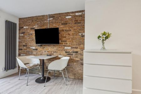 Studio to rent - Photo 5