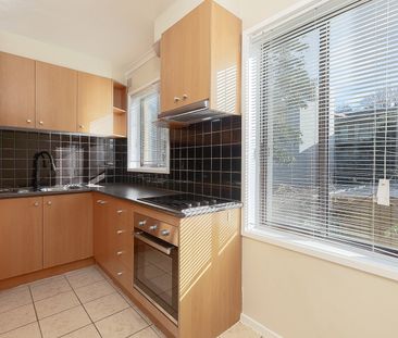 3/22 Miller Street, Fitzroy North VIC 3068 - Photo 3