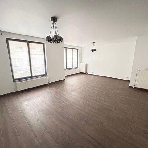 Verhuur appartement 3 kamers, 123m² - Foto 1