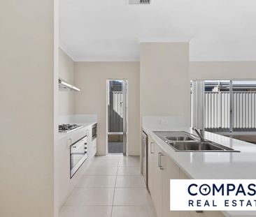 Brand New 4x2 Family Home for Rent – Prime Location in Alkimos - Photo 2