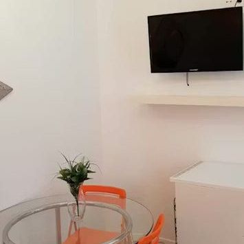 Paseo de Perales, Madrid, Community of Madrid 28011 - Photo 1