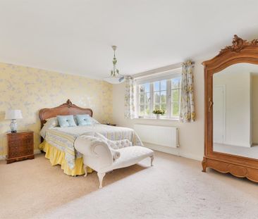 Knightlea Cottage, Quality Street, Merstham, RH1 3BB - Photo 2