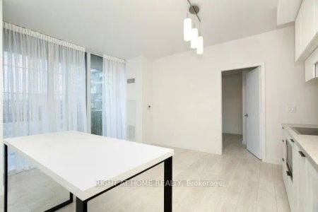 8 Eglinton Avenue E #805 - Photo 2