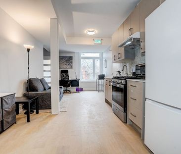 For Lease - 252 Annette Street Unit# 2, Toronto, Ontario - Photo 2