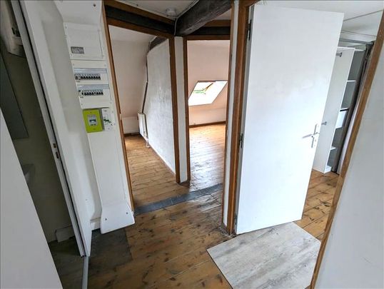 2 pièces - Meublé - 30,26 m² - 2ème étage - Colocation non autorisée - Photo 1
