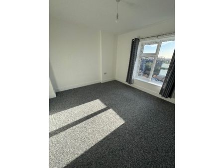 1 bed First Floor Flat/Apartment, - Photo 2