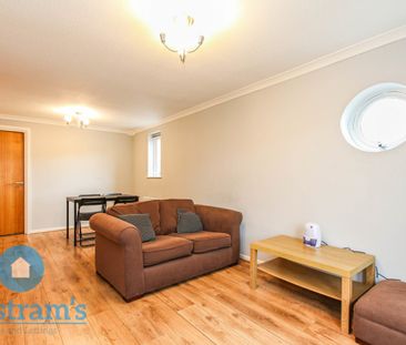 2 bed Apartment for Rent - Photo 4