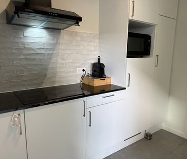 Bemeubeld nieuwbouwappartement met 1 slpk in centrum van Mol - Photo 4