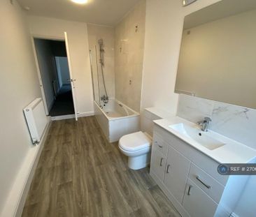 2 bedroom terraced house to rent - Photo 6