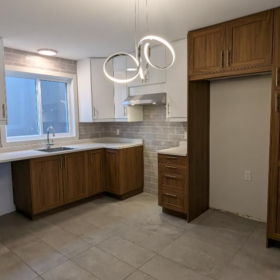 Trois-Rivières Ouest - Grand 4 1/2 sur Grenier***non fumeur*** - Photo 1