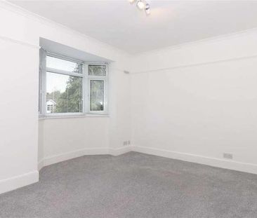 South Farm Road, Worthing, BN14 - Photo 6