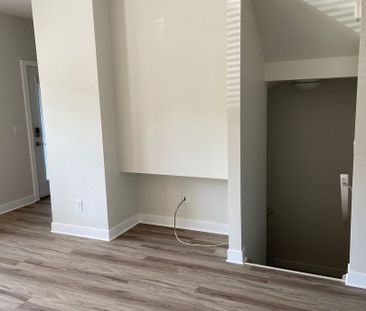 252 Maningas Bend, Saskatoon - Photo 3
