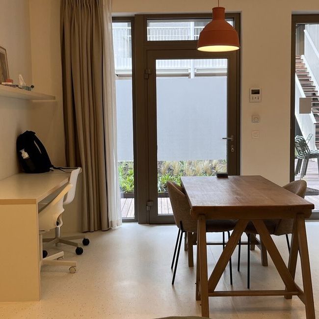 Studio met slaaphoek te huur in Leuven voor € 950 met 1 slaapkamer - Photo 1