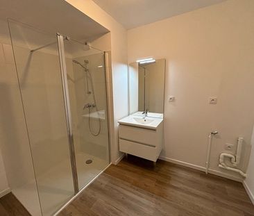 Location Appartement 3 pièces 61m² MONTLOUIS SUR LOIRE 37270 - Photo 5