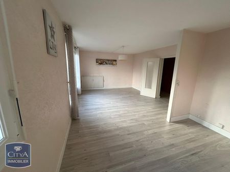 Location Appartement 3 pièces 58m² BEAUVAIS 60000 - Photo 2