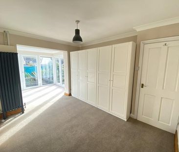 3 bedroom link detached house to rent - Photo 5